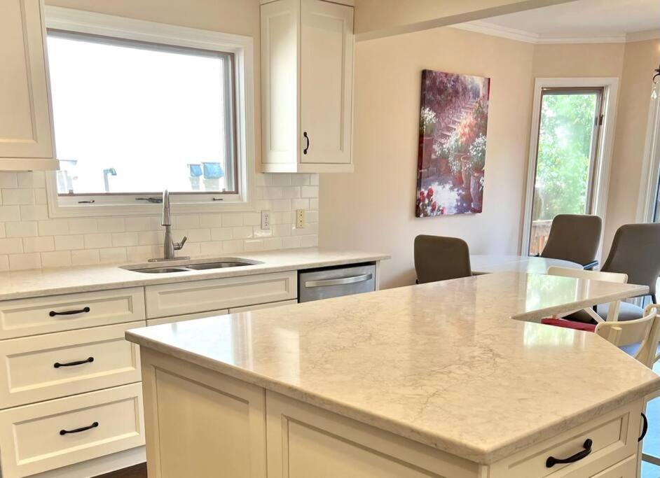 Crescent Heights Majesty Villa Calgary Ngoại thất bức ảnh
